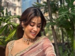 janhvi kapoor saree